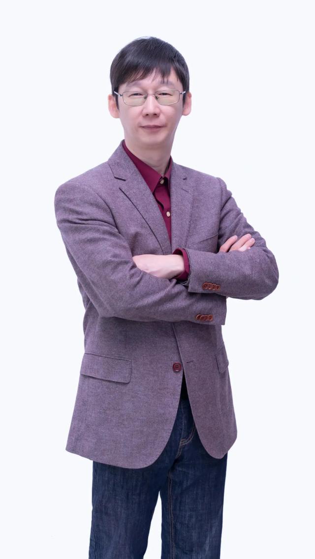 EMC体育 EMC易倍体育@昆明人第三届全民阅读大会大礼包来了重磅嘉宾讲座免费听快来报名！(图3)