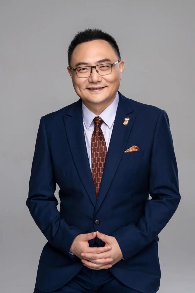 EMC体育 EMC易倍体育@昆明人第三届全民阅读大会大礼包来了重磅嘉宾讲座免费听快来报名！(图6)